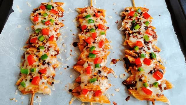 Pasta Pizza Sticks